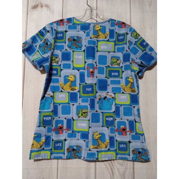 Sesame Street Scrub Top Ladies Small Blue‎ Elmo Pediatric - Picture 2 of 7